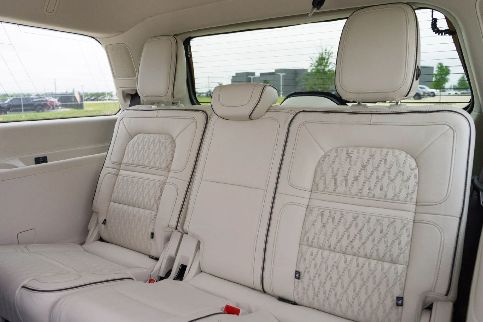 Used 2024 White Lincoln Black Label image 29