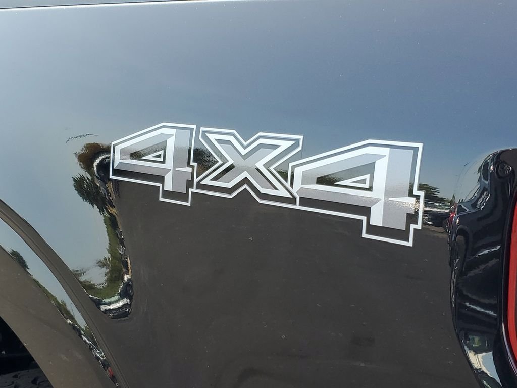 2025 Ford F-150 XLT - Photo 30