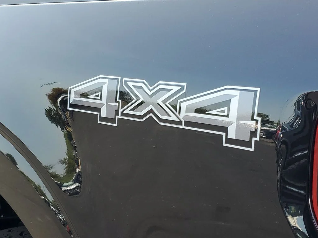 2025 Ford F-150 XLT - Photo 30