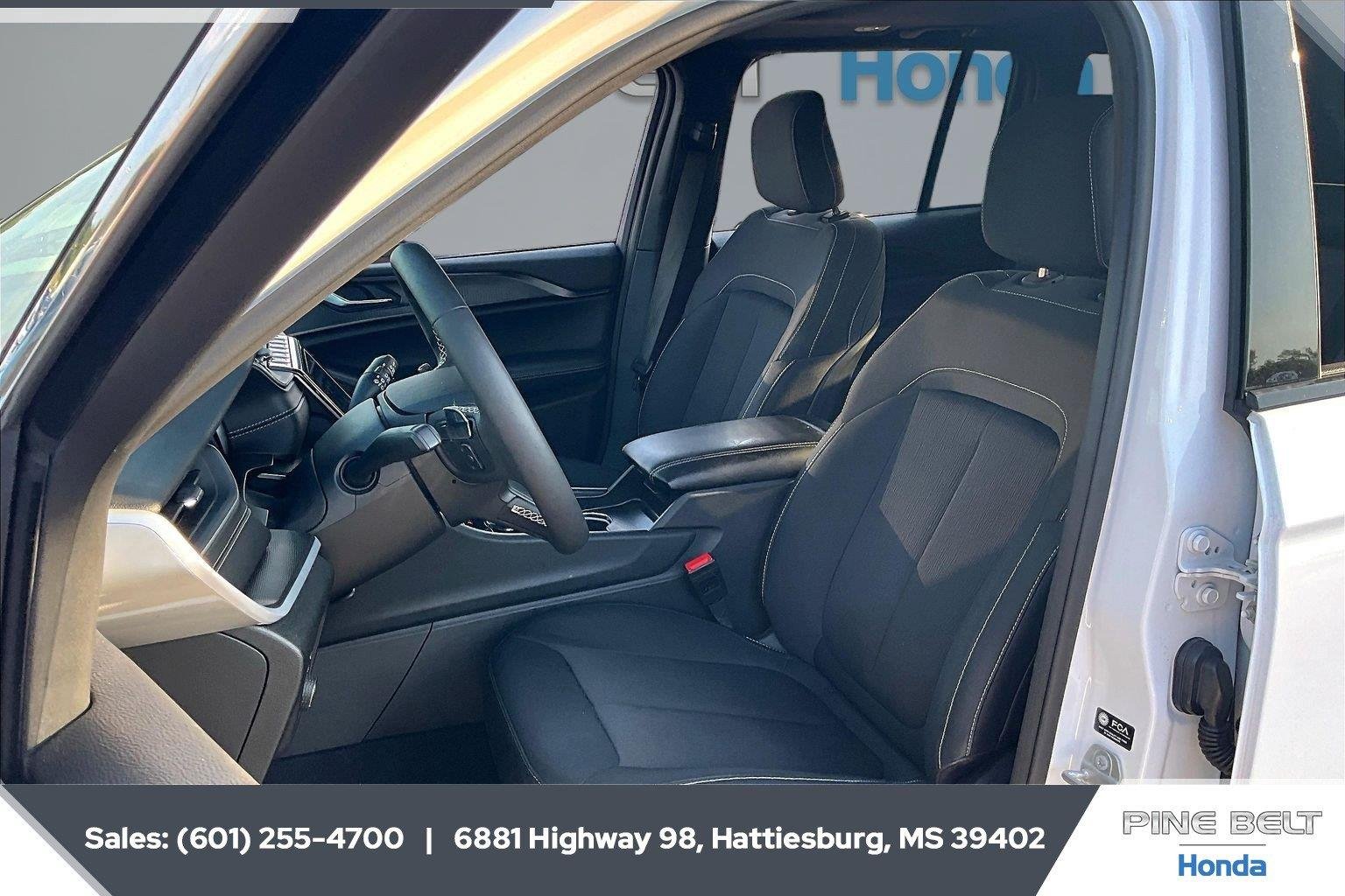 Used 2024 Bright White Clearcoat Jeep Laredo X image 18