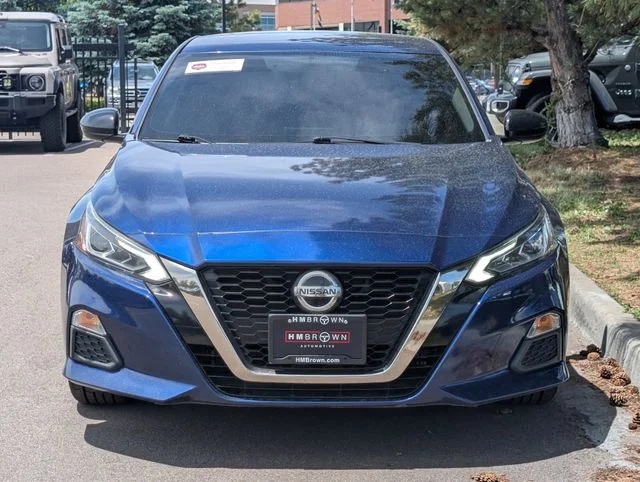 Used 2019 Deep Blue Pearl Nissan 2.5 SR image 6