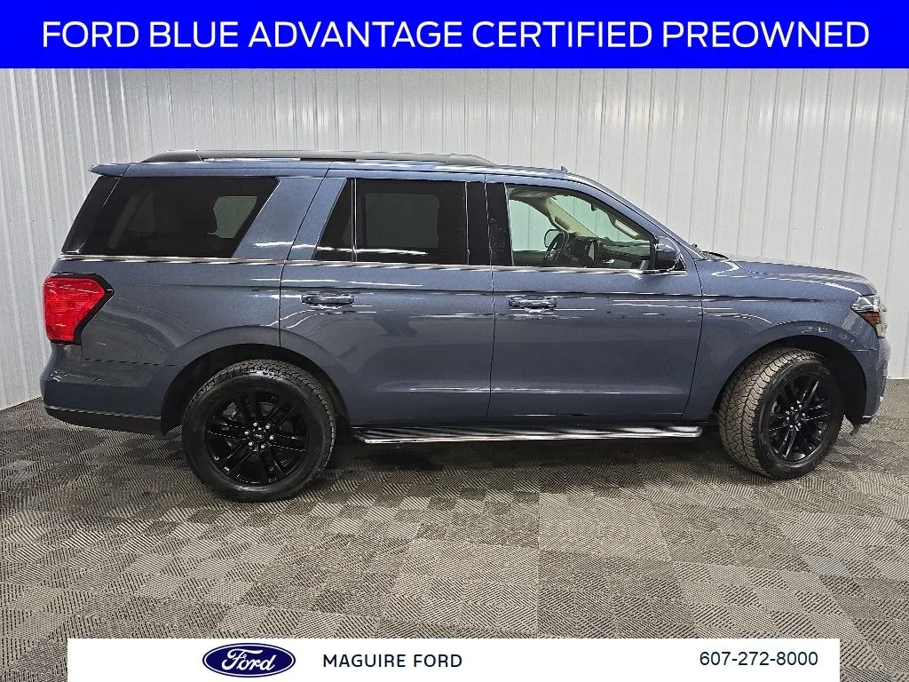 Used 2022 Blue Ford XLT image 3