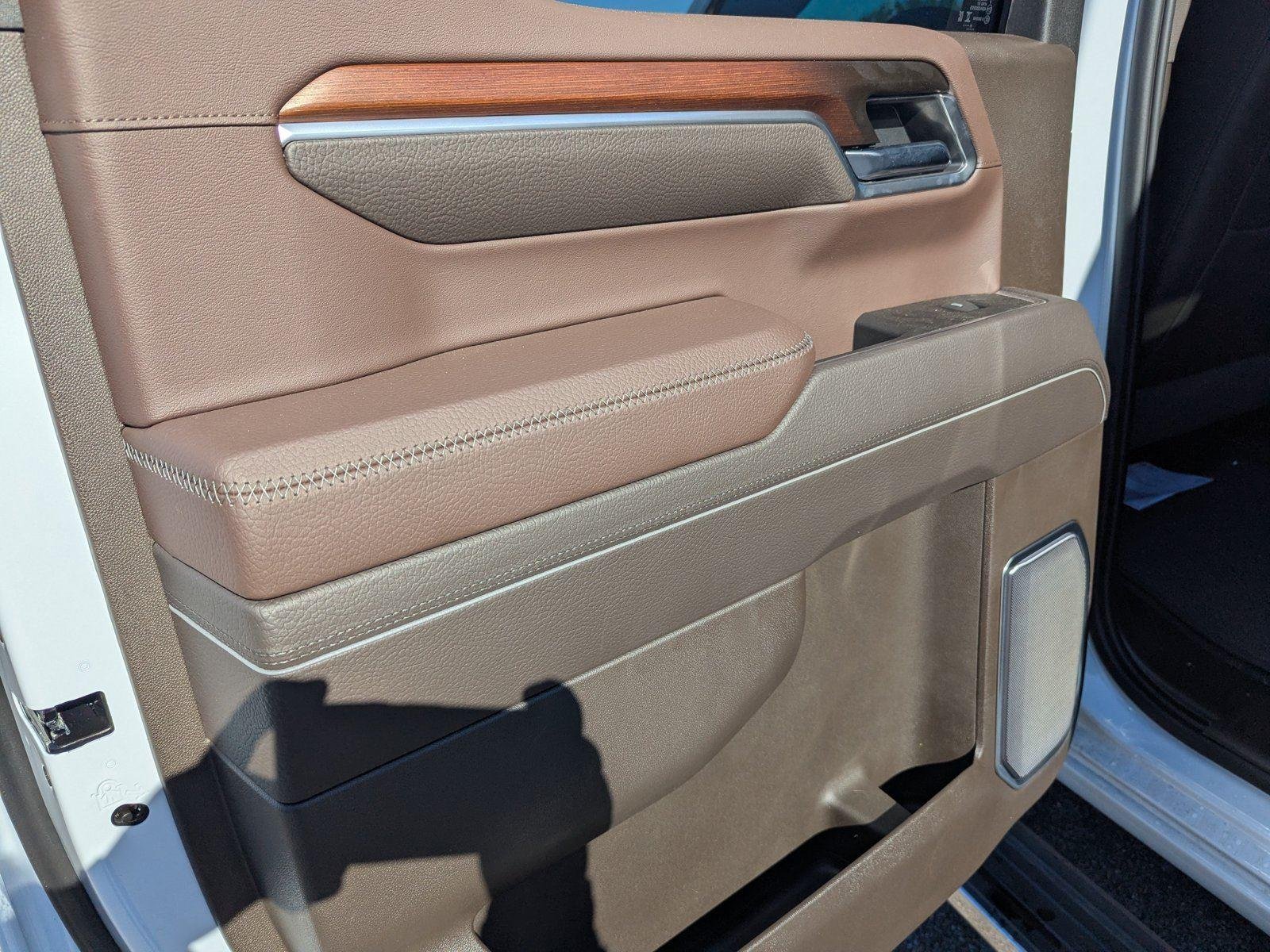2026 GMC Sierra 1500 Denali - Photo 10