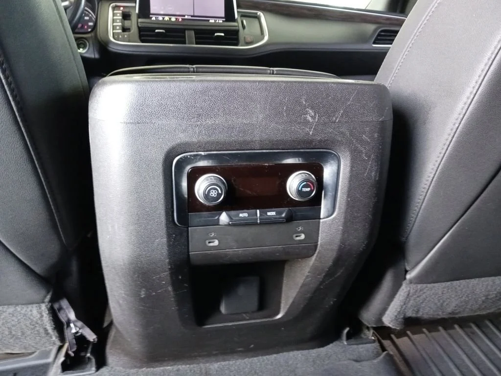 Used 2021 BLACK Chevrolet LT image 23