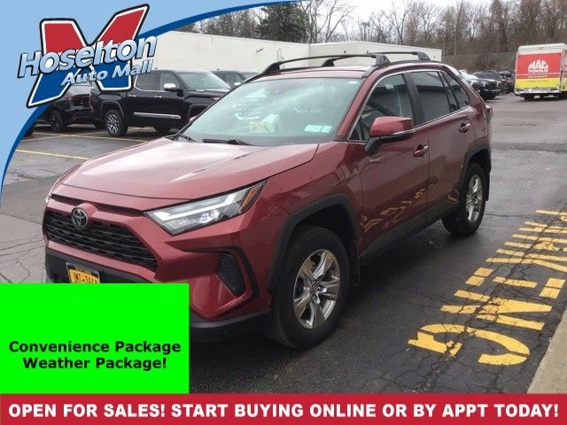 2023 Toyota RAV4 XLE AWD's photo