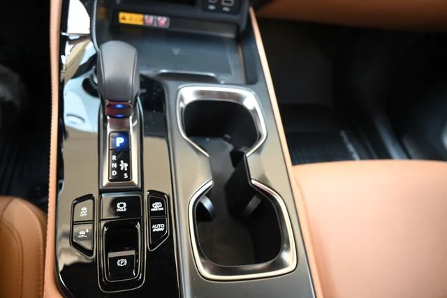Certified Used 2025 CAVIAR Lexus 450h+ Luxury image 35