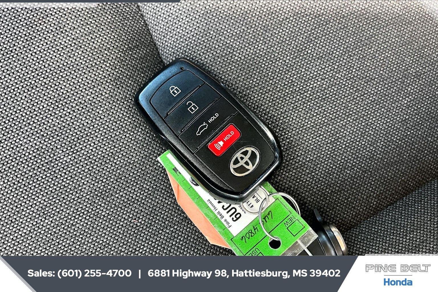 Used 2025 Midnight Black Metallic Toyota LE image 9