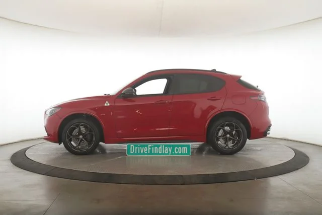 Used 2024 Red Alfa Romeo Quadrifoglio image 9