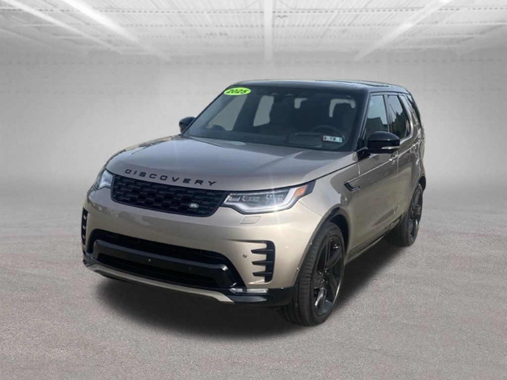 Used 2025  Land Rover Dynamic SE image 1
