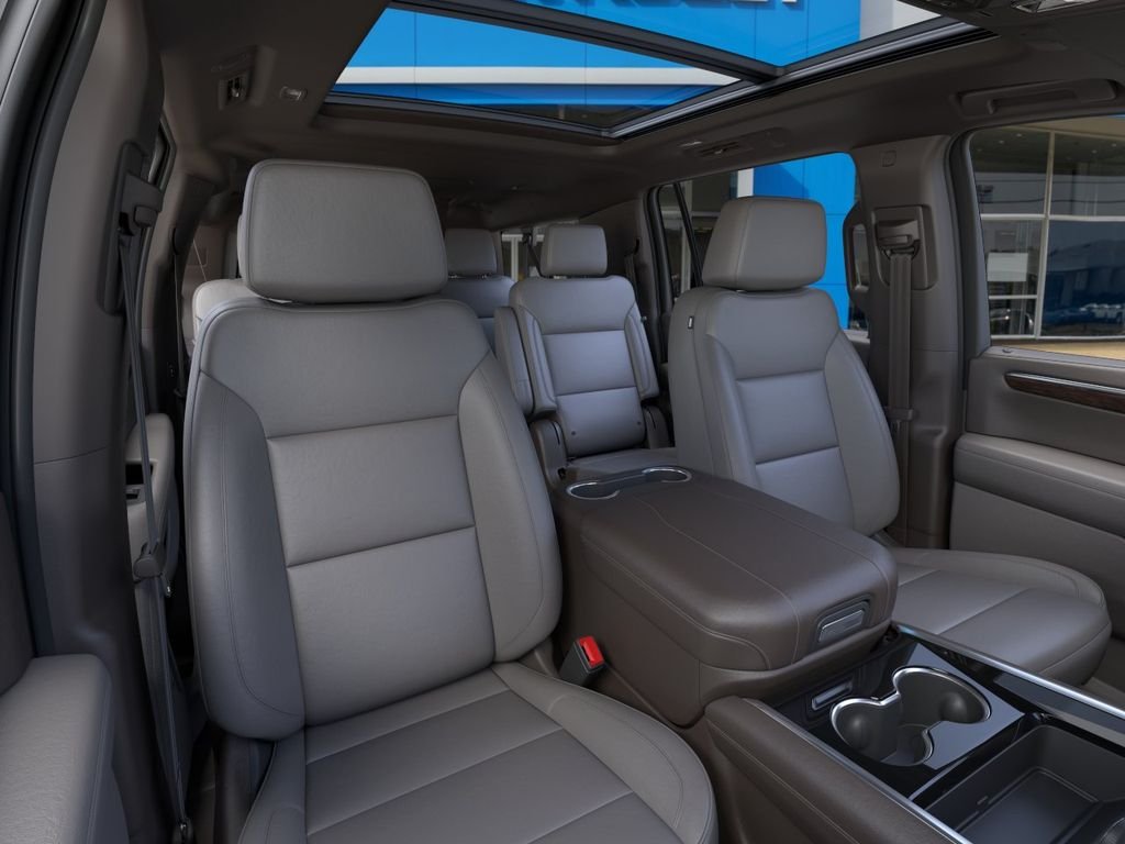 2026 Chevrolet Suburban Z71 - Photo 16