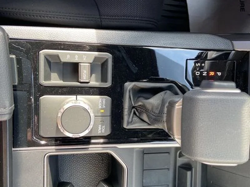 2026 Toyota Tundra SR5 - Photo 21