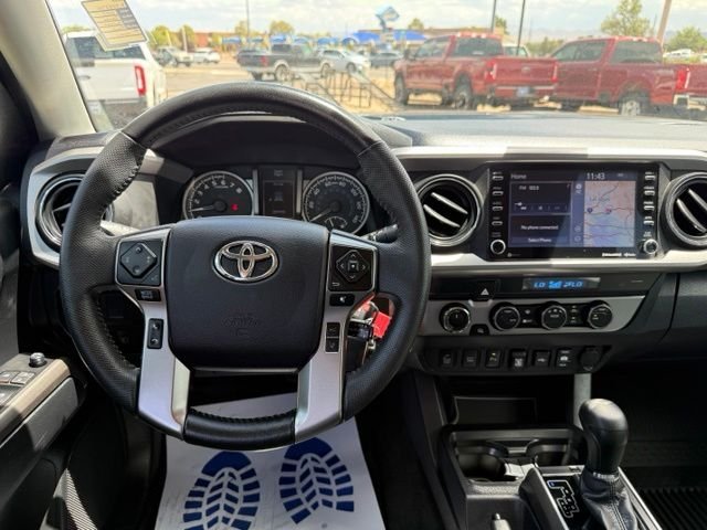 Certified Used 2022 Midnight Black Metallic Toyota SR5 image 15