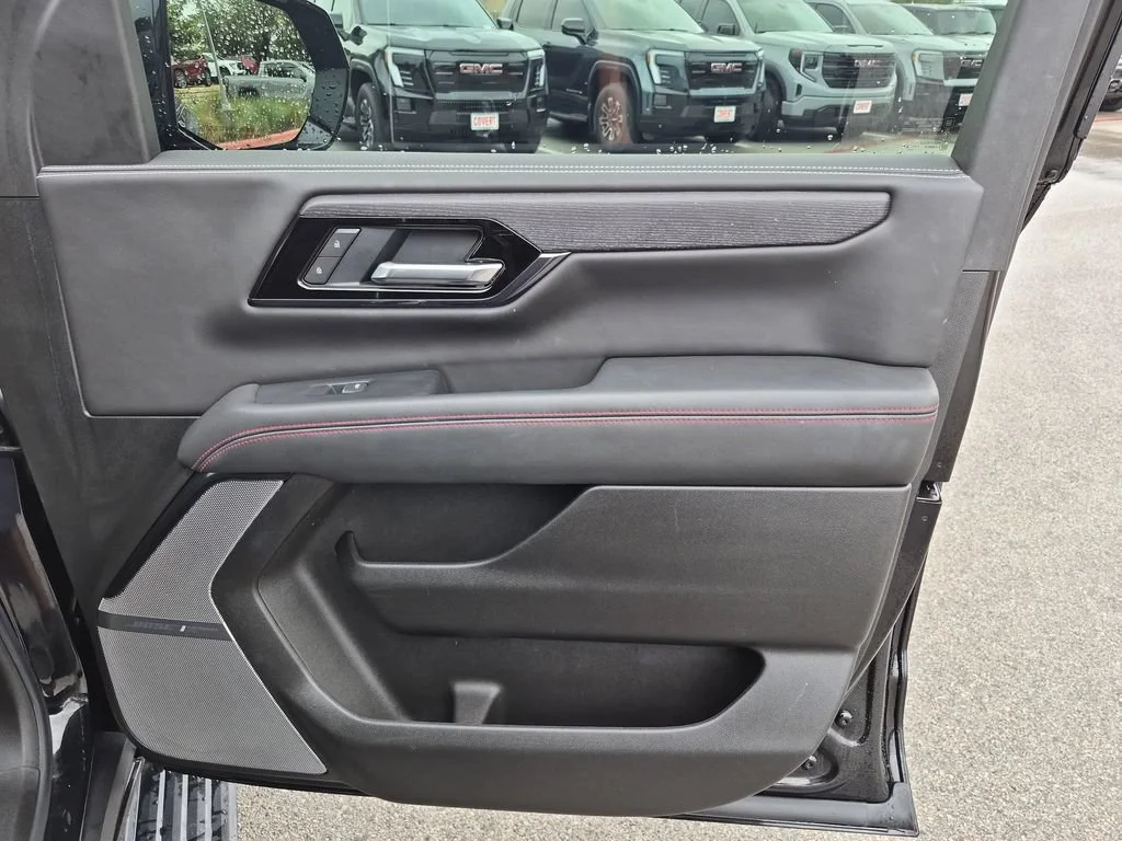 Certified Used 2025 Onyx Black GMC AT4 Ultimate image 43