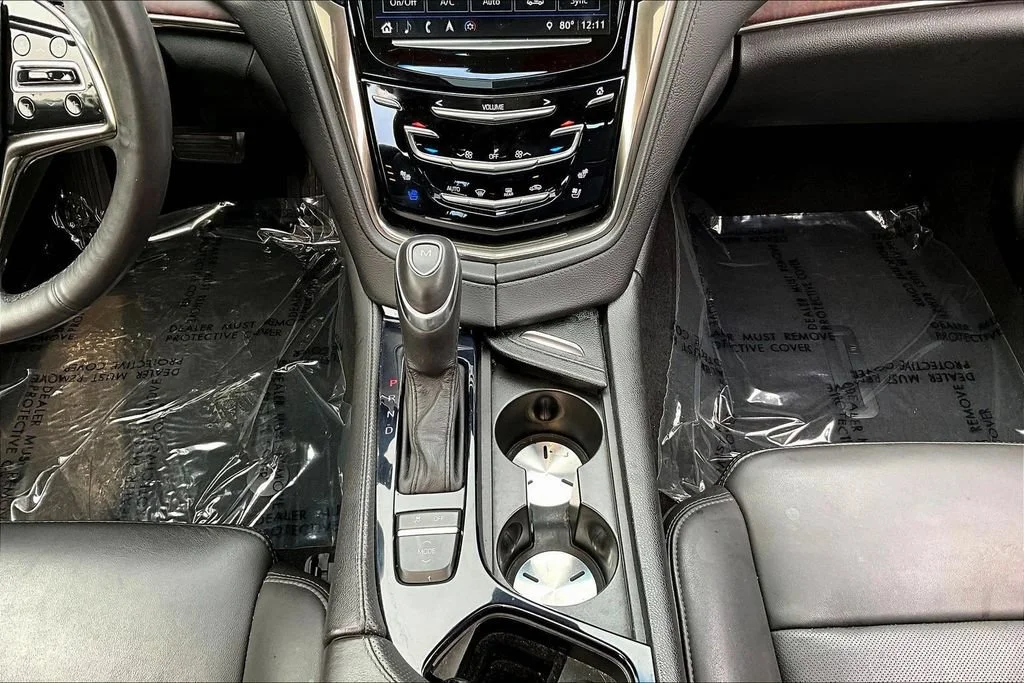 Used 2018 RADIANT SILVER METALLIC Cadillac Luxury AWD image 15