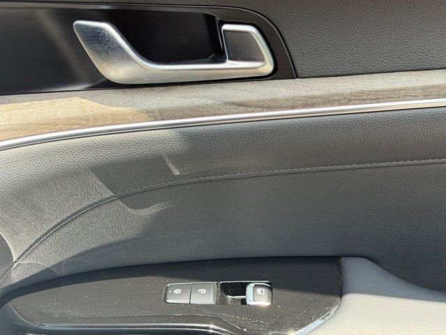 Certified Used 2024 White Kia EX image 9
