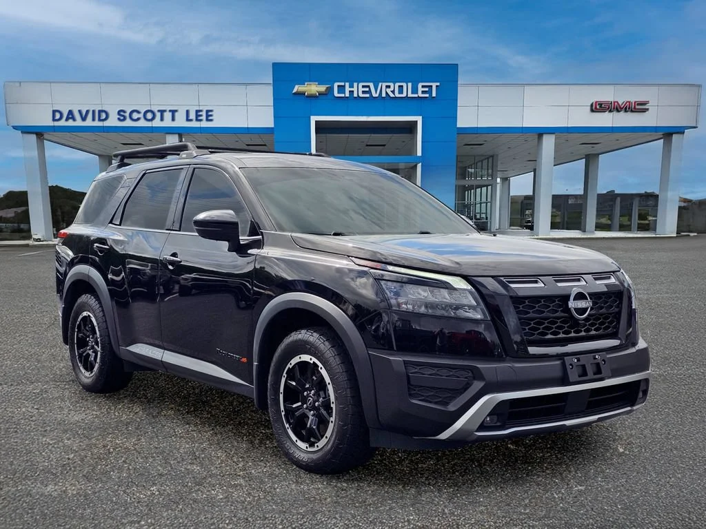 Used 2024 Super Black Nissan Rock Creek image 5