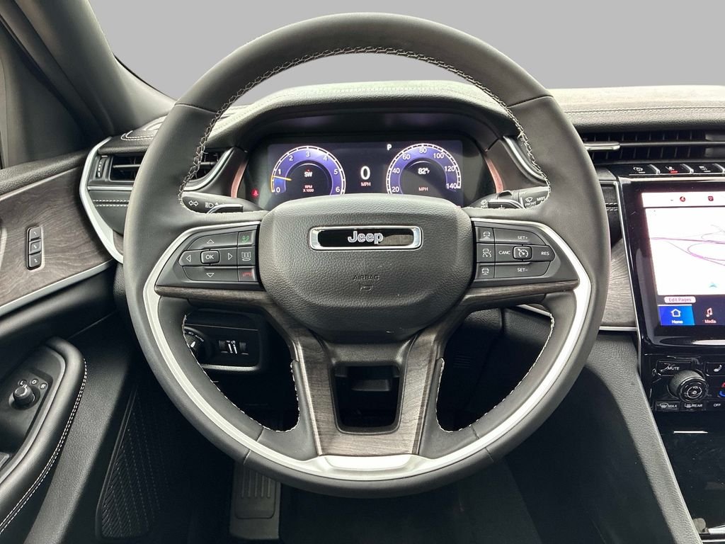 Used 2025 Black Jeep Limited image 21