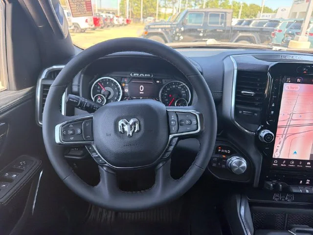 New 2027 Diamond Black Crystal Pearl-Coat Exterior Paint RAM Laramie image 28