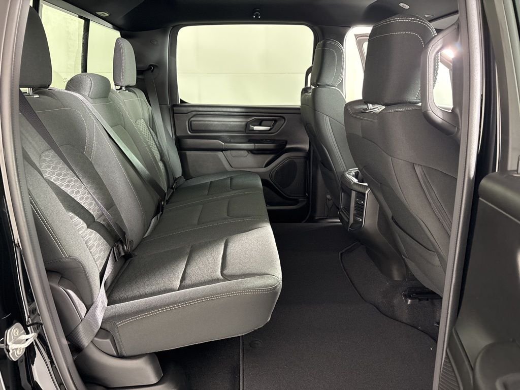 New 2026 Diamond Black Crystal Pearlcoat RAM Express image 21