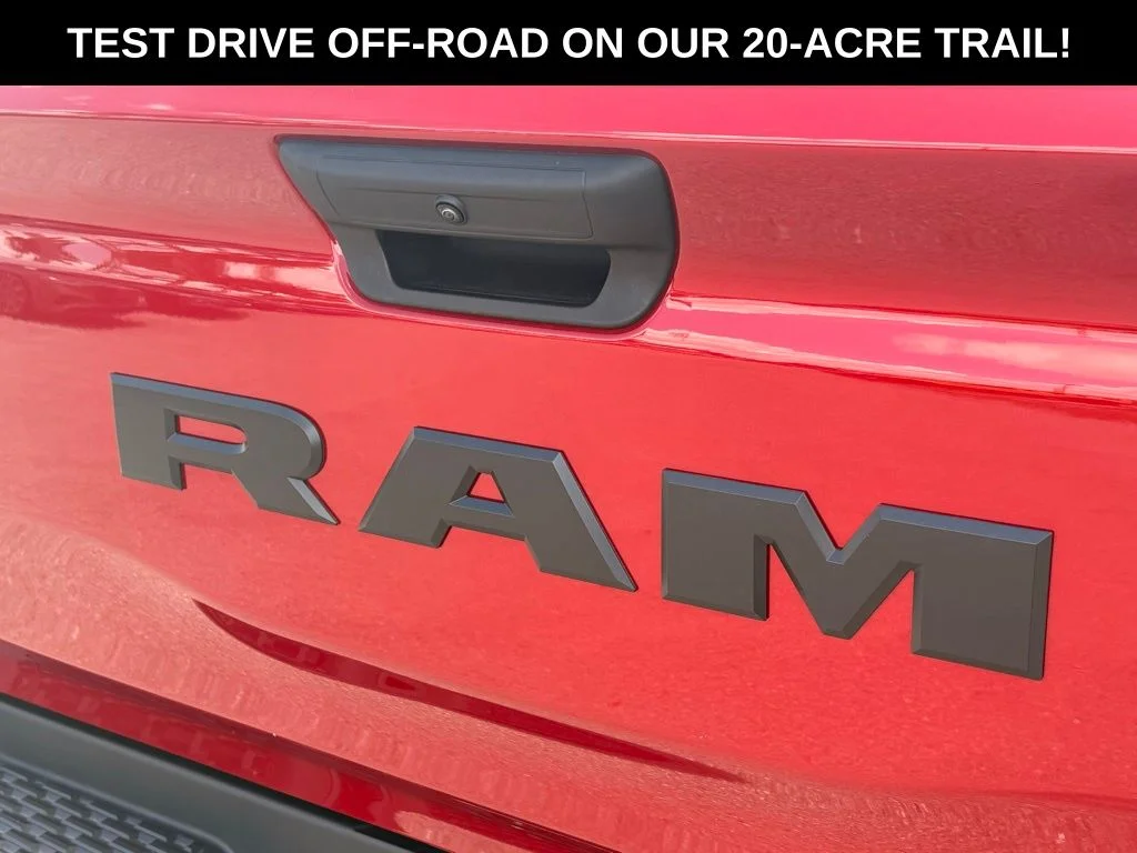 New 2026 Molten Red Pearl-Coat Exterior Paint RAM Warlock image 34