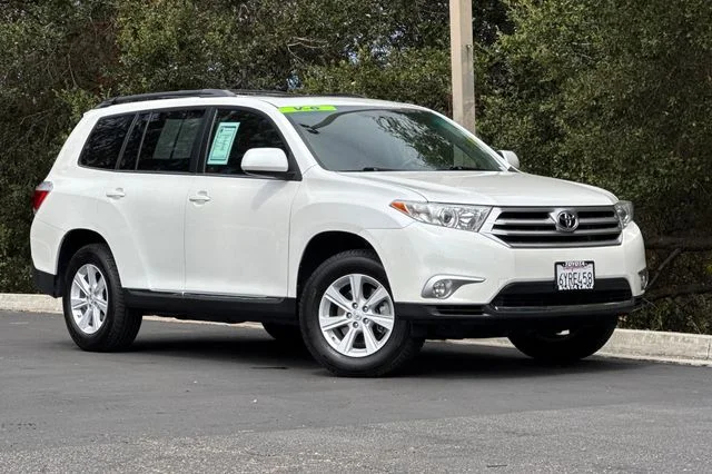 Used 2013 Toyota Highlander Base with VIN 5TDBK3EH7DS183354 for sale in Capitola, CA