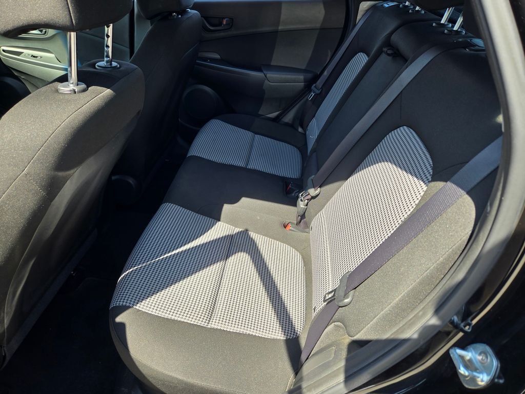 Certified Used 2022 Black Hyundai SE image 23