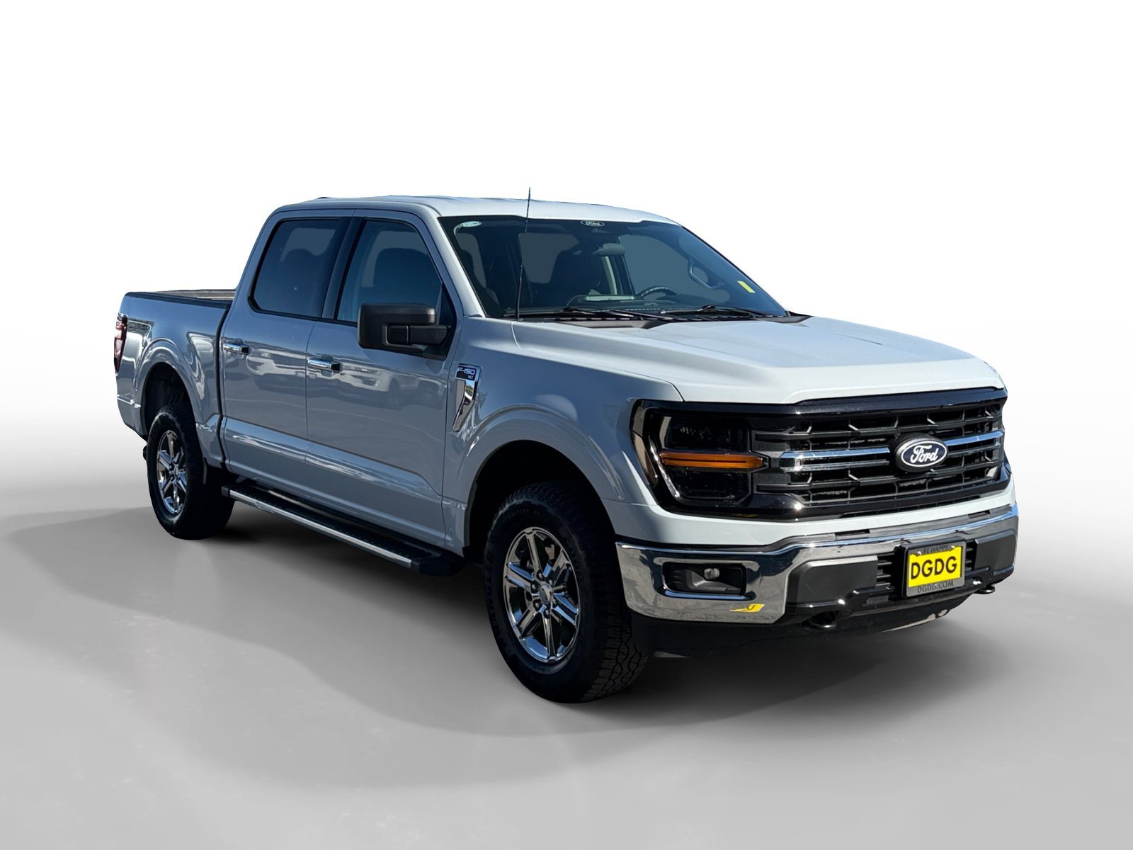 Certified Used 2025 White Metallic Ford XLT image 7