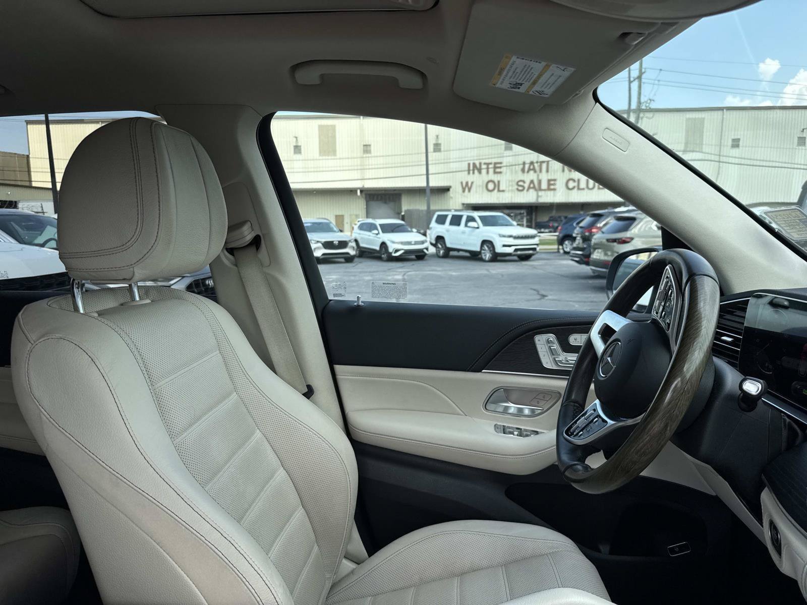 Used 2023 Silver Mercedes-Benz GLE 450 image 12