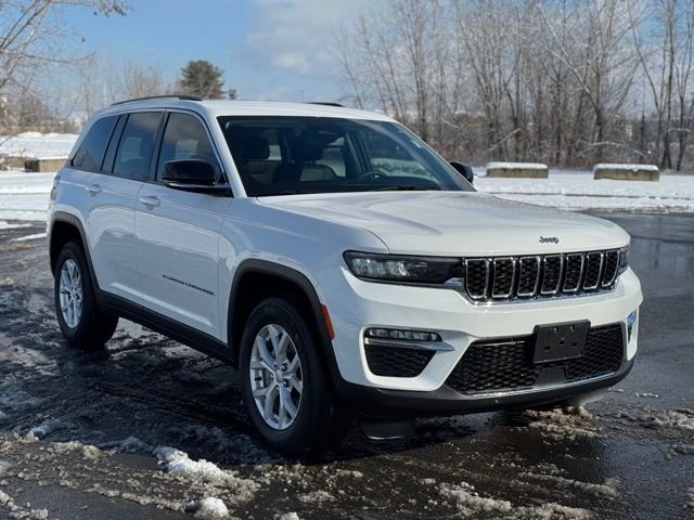 Used 2023 White Jeep Limited image 7