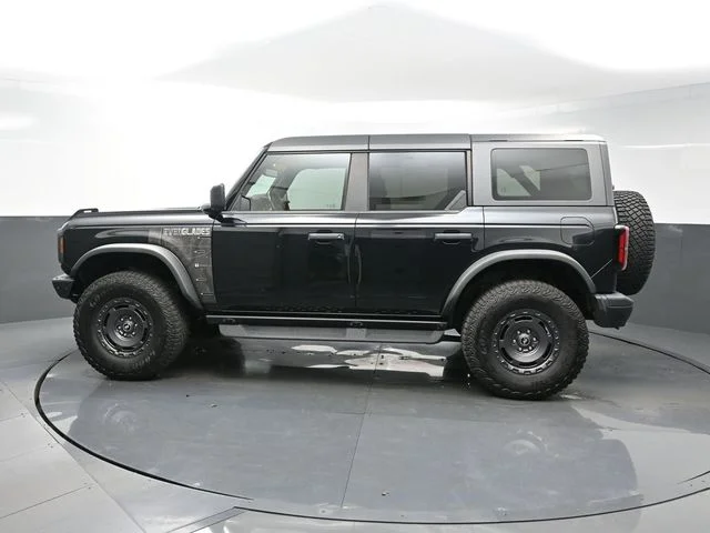 Used 2024 Black Ford Everglades image 4