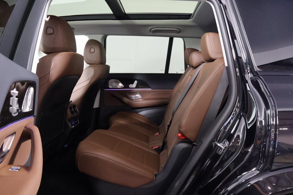 New 2026 Obsidian Black Metallic Mercedes-Benz GLS 450 image 17