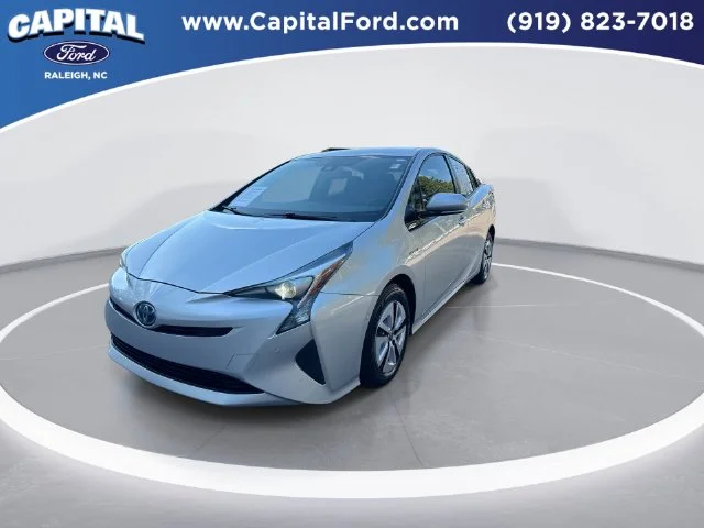 Used 2018 Silver Toyota Two image 4