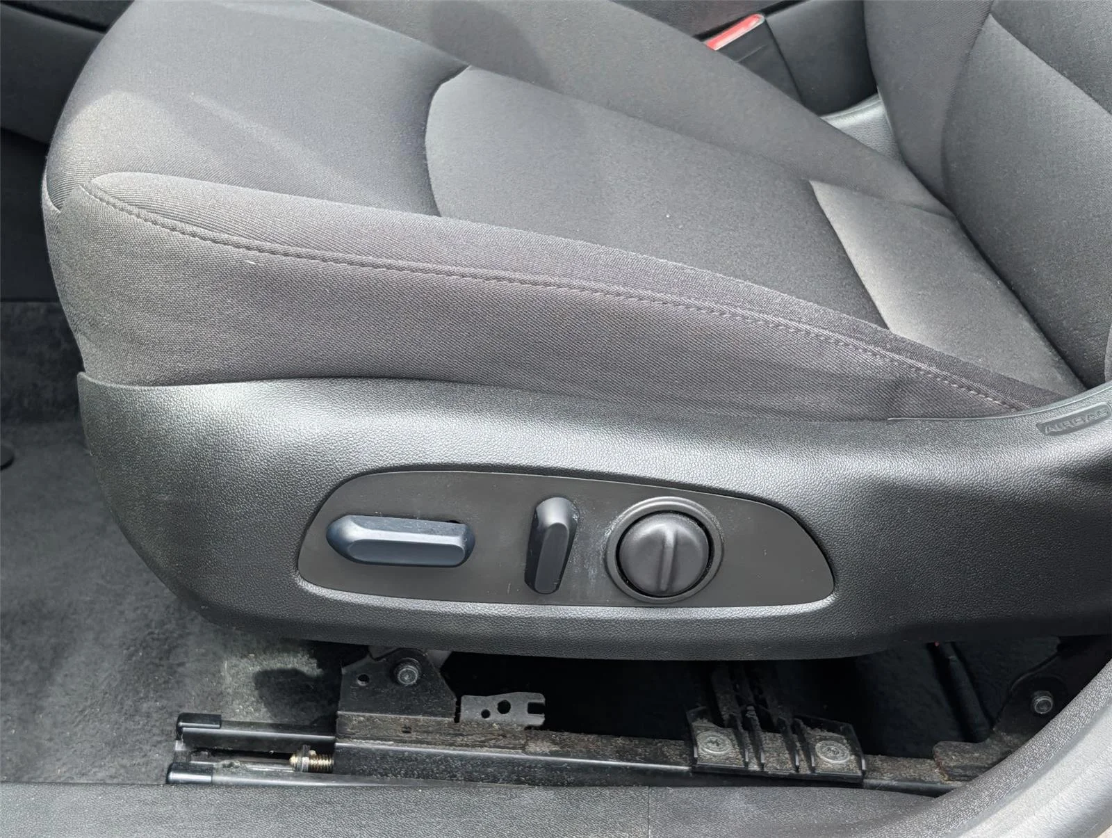 Used 2023 Mineral Gray Metallic Chevrolet LT image 11