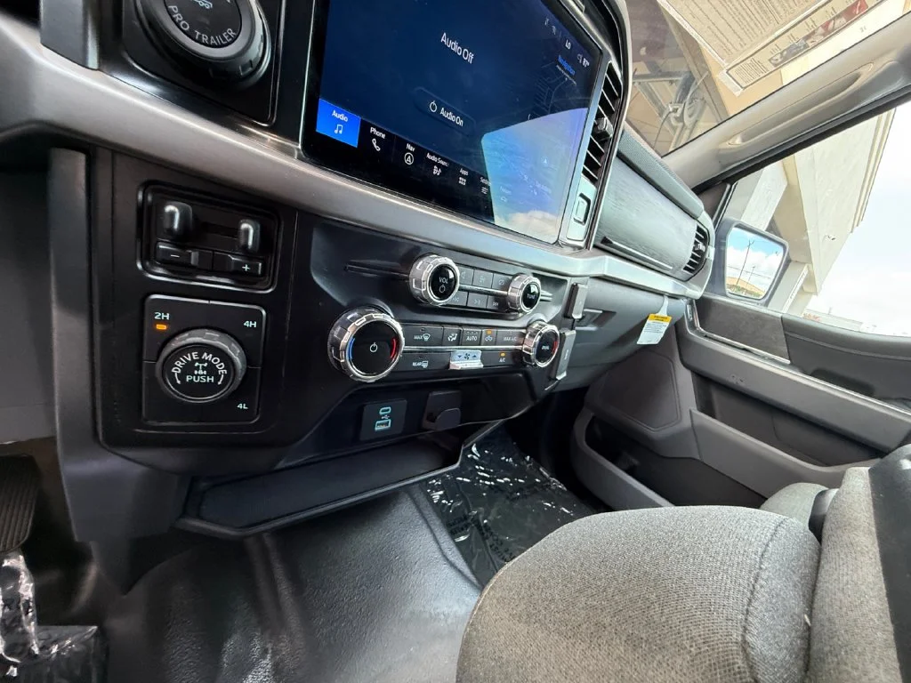 Used 2024 White Ford XLT image 22
