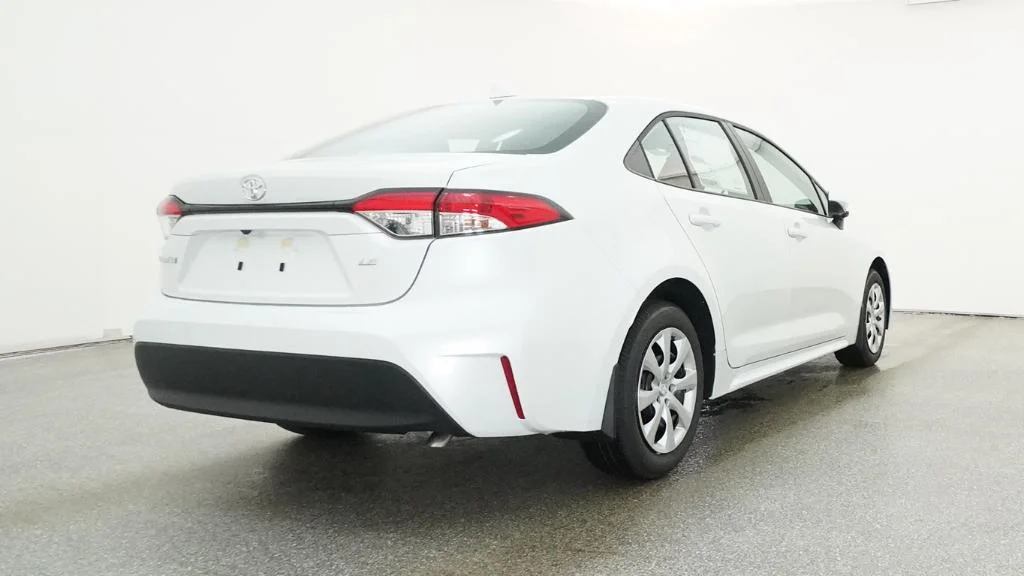 New 2026 Wind Chill Pearl Toyota LE image 18