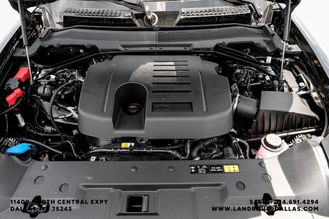 New 2026 Santorini Black Land Rover X-Dynamic SE image 45