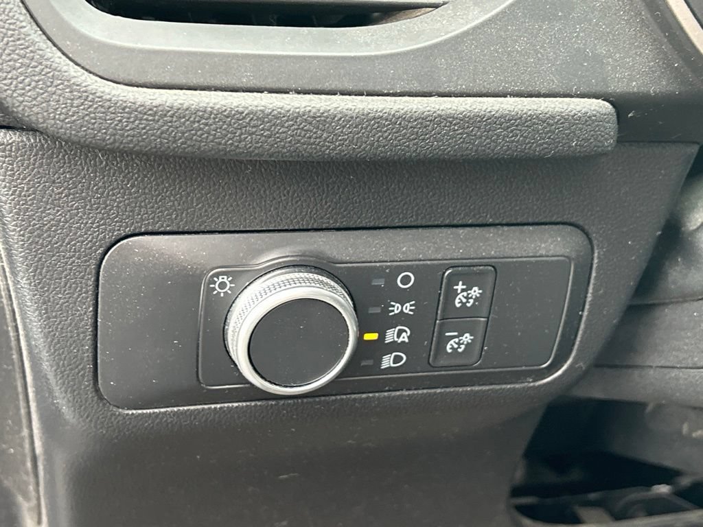 Used 2020 Magnetic Ford SE image 21