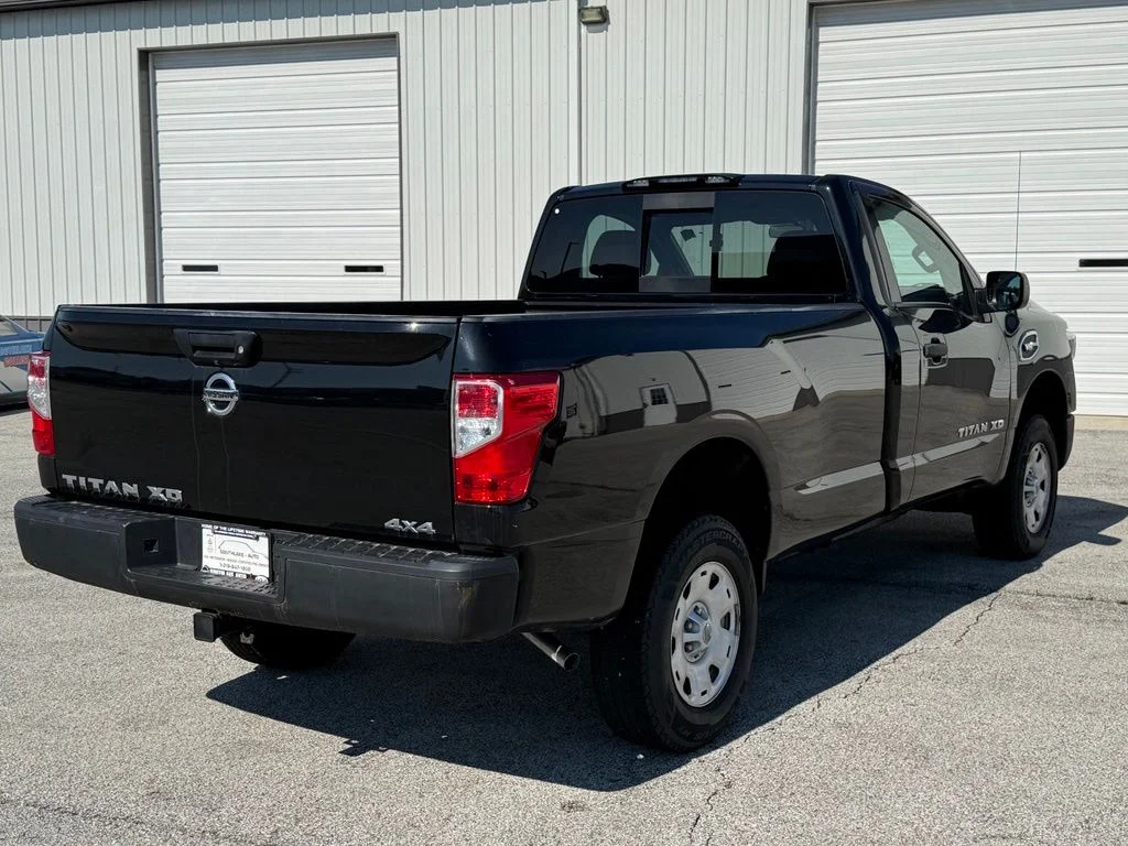 Used 2018 Black Nissan S image 8