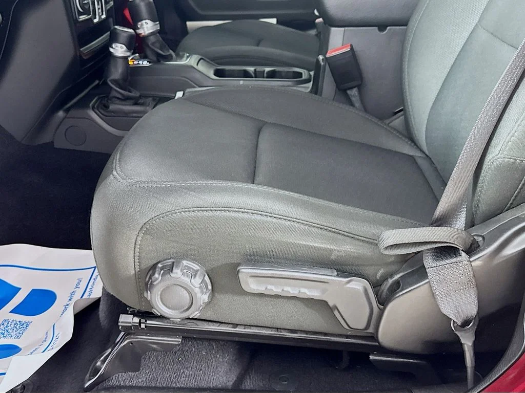 2021 Jeep Wrangler Unlimited Willys - Photo 24