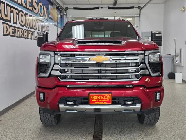 Used 2025 Chevrolet Silverado 2500HD High Country with VIN 1GC4KREY9SF141664 for sale in Detroit Lakes, Minnesota