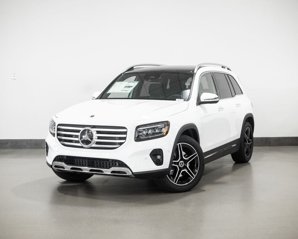 2026 Mercedes-Benz GLB GLB 250 4MATIC's photo