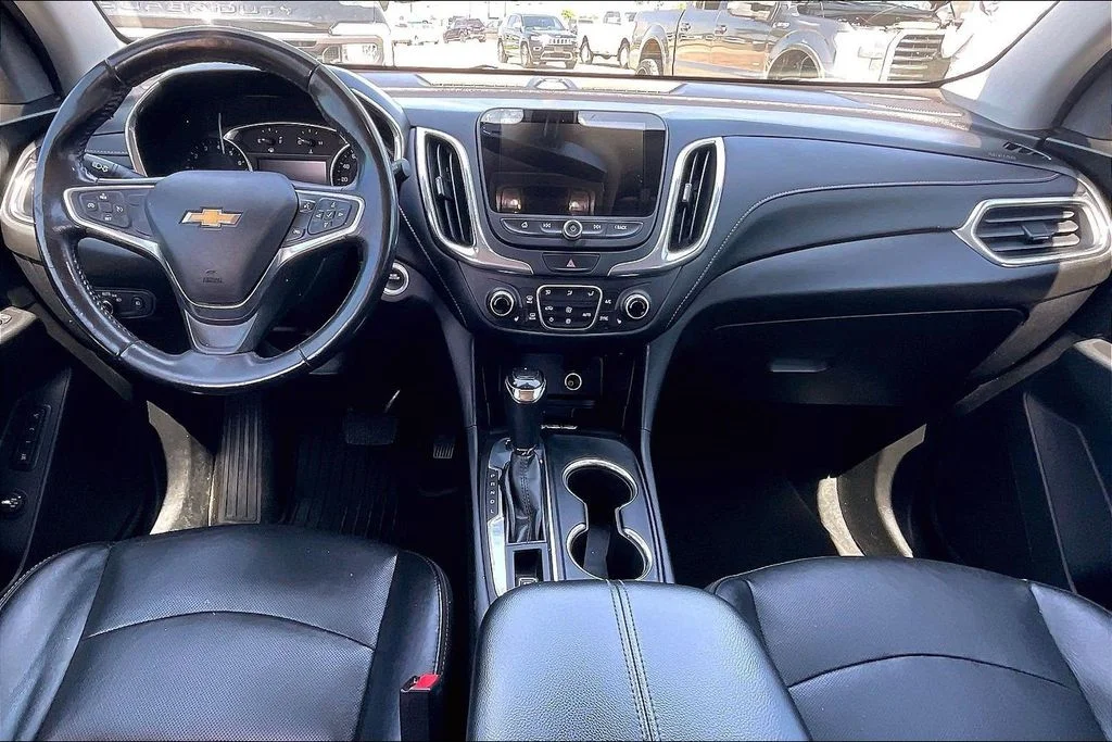 Used 2018 Beige Chevrolet Premier image 7