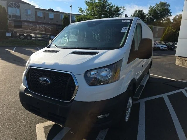 Used 2025 White Ford Base image 2