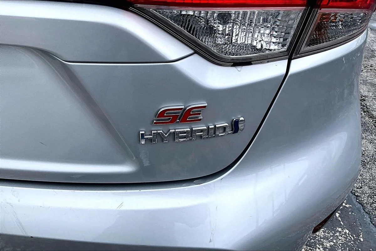 Used 2024 Silver Toyota Hybrid SE image 24