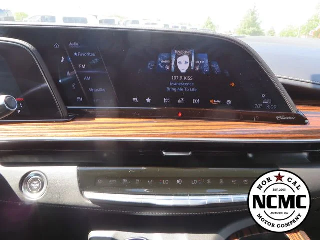 Used 2023 White Cadillac Premium Luxury image 24