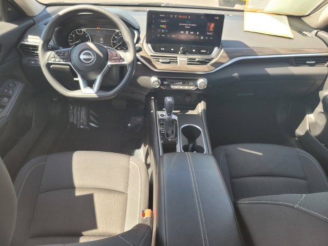 Used 2025 Gray Nissan 2.5 SV image 16