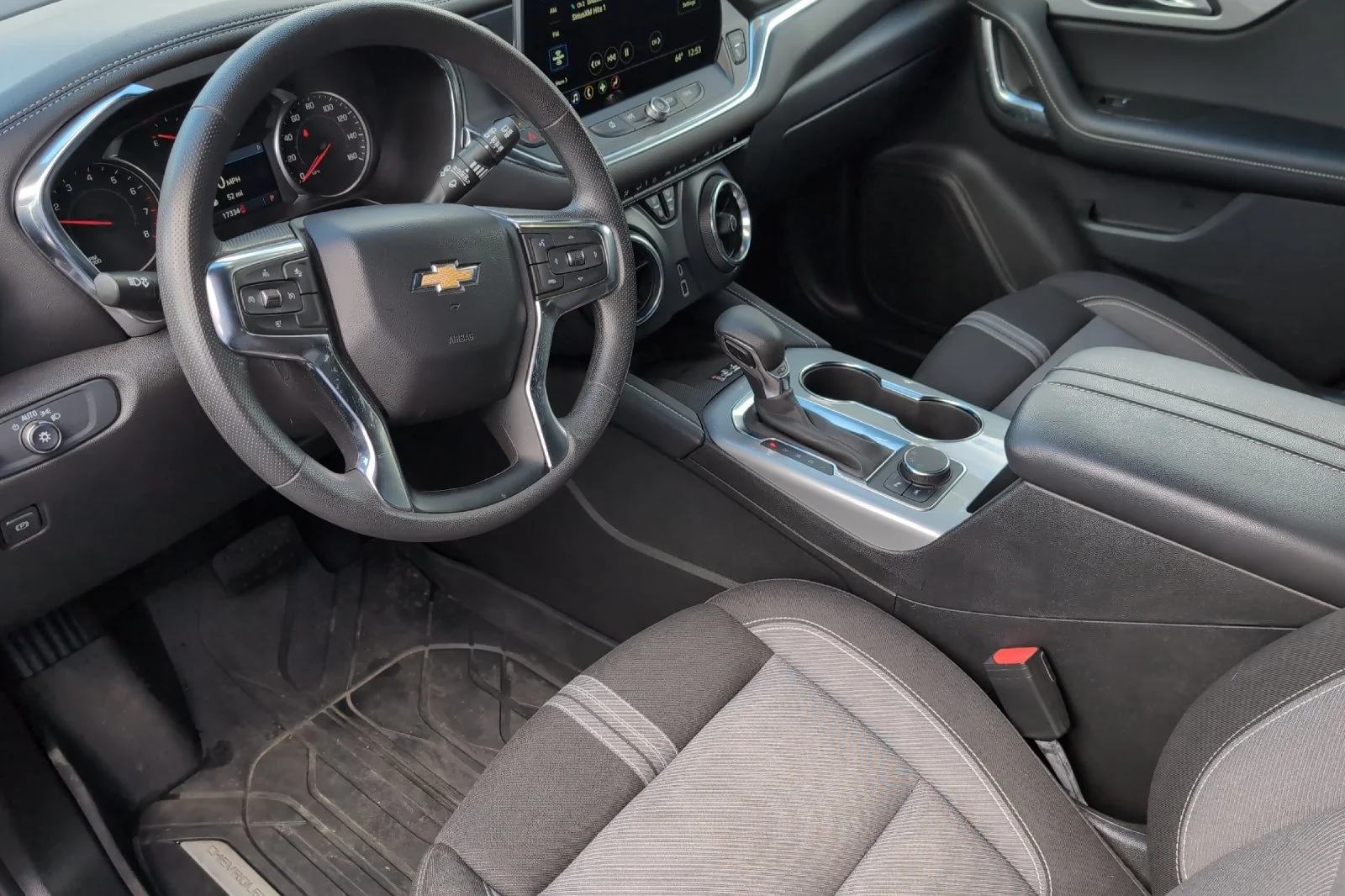Used 2024 Sterling Gray Metallic Chevrolet 2LT image 11