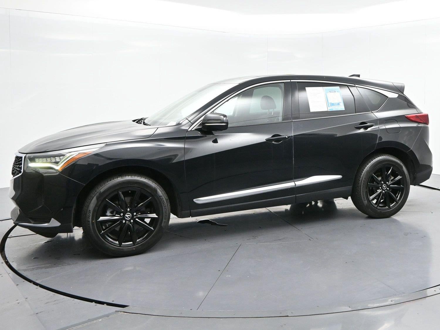 Used 2024 Majestic Black Pearl Acura SH-AWD w/Tech image 3