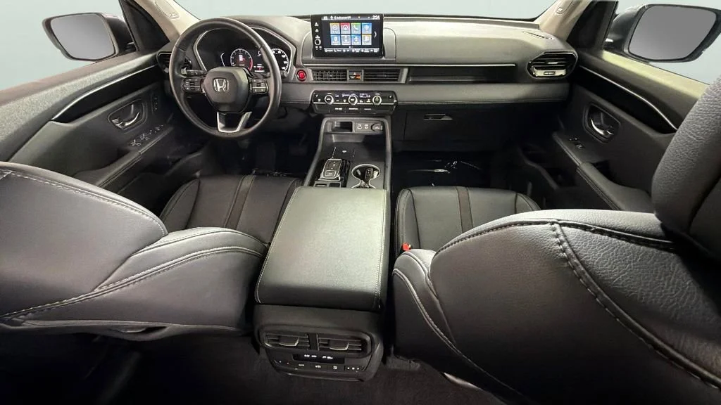 Used 2025 Gray Honda Touring image 36