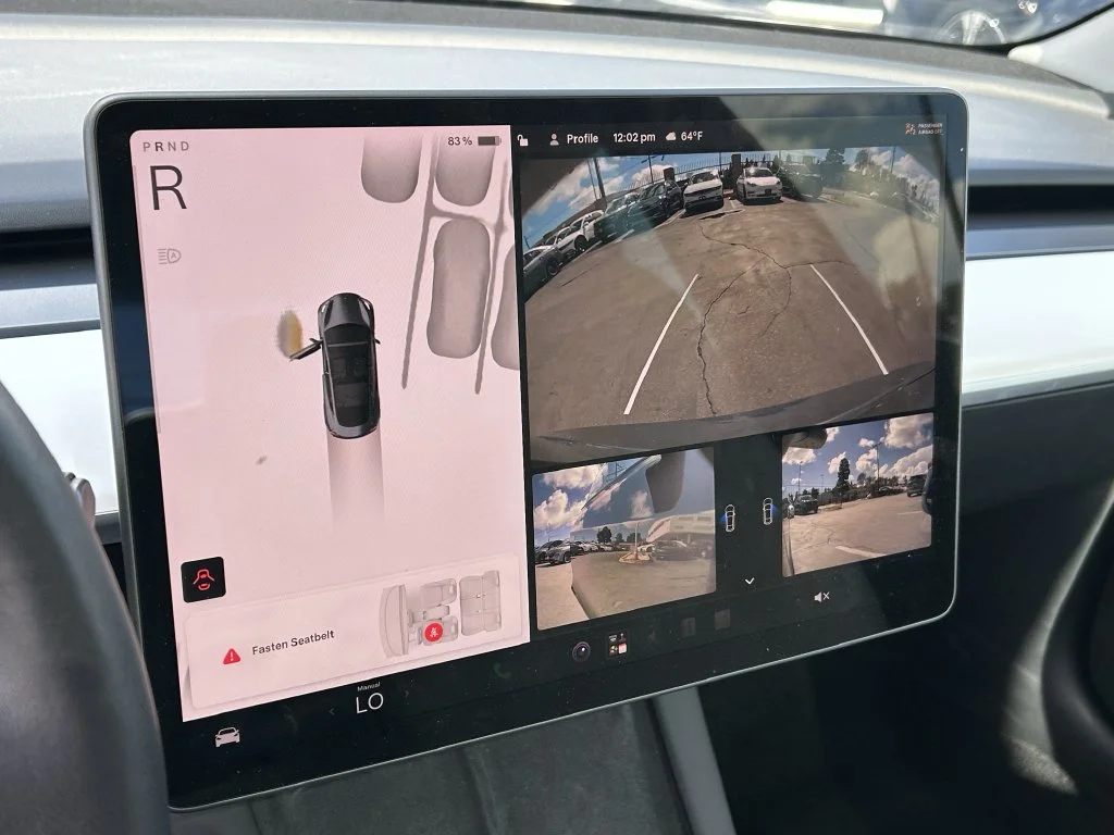 Used 2023  Tesla Base image 25